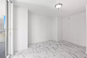 50 Biscayne Blvd, Miami, FL 33132 - Photo 12