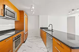 50 Biscayne Blvd, Miami, FL 33132 - Photo 8