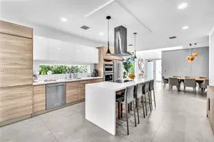 3167 SW 25th St, Miami, FL 33133 - Photo 8