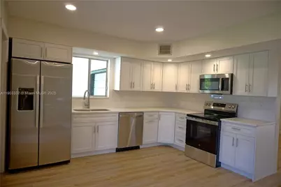 971 Fulton Ln NE, Palm Bay, FL 32905 - Photo 2