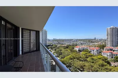 4000 Island Blvd #1703, Aventura, FL 33160 - Photo 2