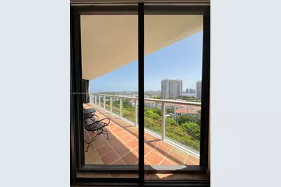 4000 Island Blvd #1703, Aventura, FL 33160 - Photo 26