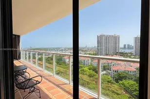 4000 Island Blvd, Aventura, FL 33160 - Photo 26