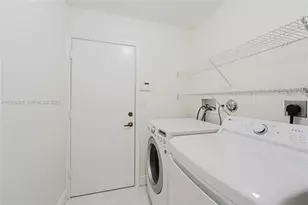 1235 NW 144th Ave, Pembroke Pines, FL 33028 - Photo 28