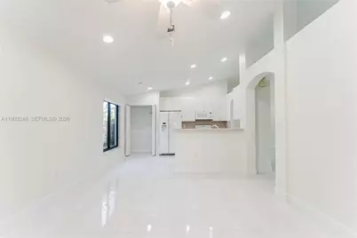 1235 NW 144th Ave, Pembroke Pines, FL 33028 - Photo 32