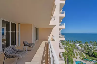 791 Crandon Blvd #1402, Key Biscayne, FL 33149 - Photo 2
