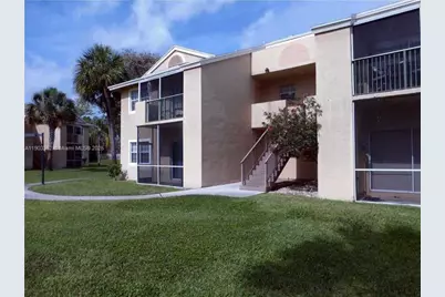 880 Cypress Park Way #I5, Deerfield Beach, FL 33064 - Photo 1