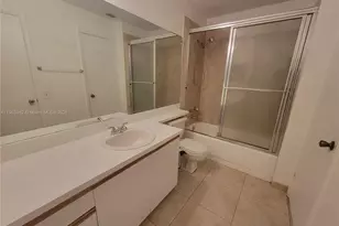 880 Cypress Park Way, Deerfield Beach, FL 33064 - Photo 10