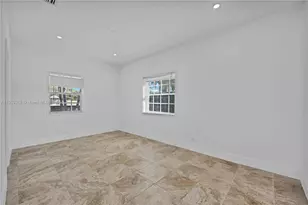 818 NE 3rd St, Hallandale Beach, FL 33009 - Photo 12