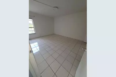 4717 NW 7th St #304-10, Miami, FL 33126 - Photo 6