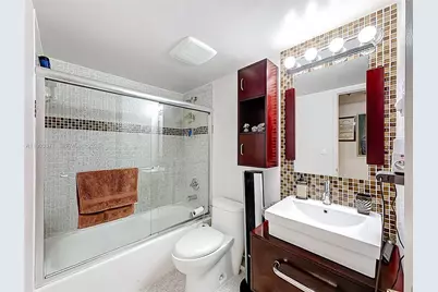 210 174th St #409, Sunny Isles Beach, FL 33160 - Photo 32