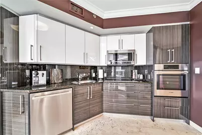 19333 Collins Ave #1903, Sunny Isles Beach, FL 33160 - Photo 10