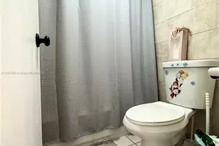 19729 SW 114th Ave, Miami, FL 33157 - Photo 6