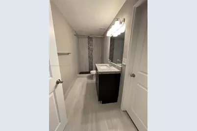 3429 NW 44th St #203, Oakland Park, FL 33309 - Photo 8