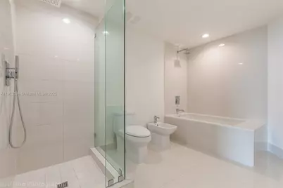 1300 S Miami Ave #3701, Miami, FL 33130 - Photo 14