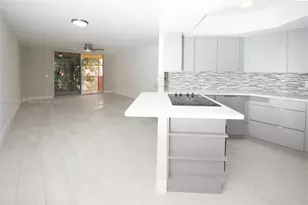 8323 Lake Dr, Doral, FL 33166 - Photo 6