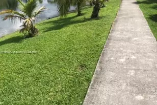 14401 N Kendall Dr, Miami, FL 33186 - Photo 22