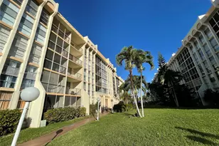 701 Three Islands Boulevard, Hallandale Beach, FL 33009 - Photo 32