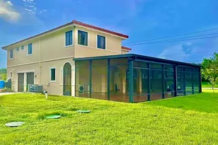 3301 SW 139th Ave, Miramar, FL 33027 - Photo 4