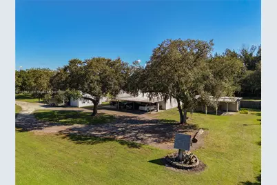 4419 Loblolly Bay Rd., Other City - In The State Of Florida, FL 33935 - Photo 4