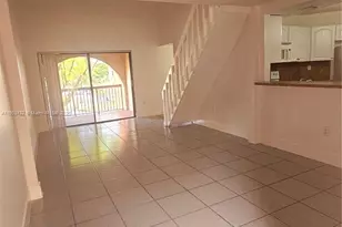 10229 NW 9th St Cir, Miami, FL 33172 - Photo 8