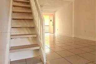 10229 NW 9th St Cir, Miami, FL 33172 - Photo 6