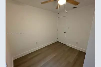 5815 NW 18th Ave #Front, Miami, FL 33142 - Photo 6