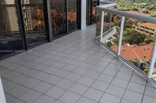 3610 Yacht Club Dr, Aventura, FL 33180 - Photo 40
