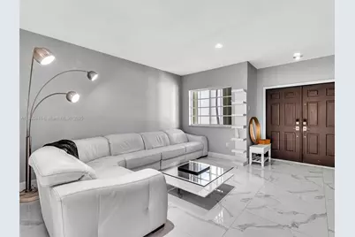 16691 NW 89th Pl, Miami Lakes, FL 33018 - Photo 6