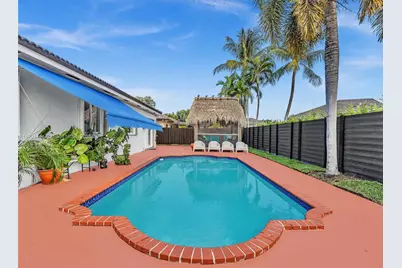 16691 NW 89th Pl, Miami Lakes, FL 33018 - Photo 32