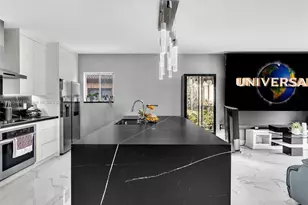 16691 NW 89th Pl, Miami Lakes, FL 33018 - Photo 12