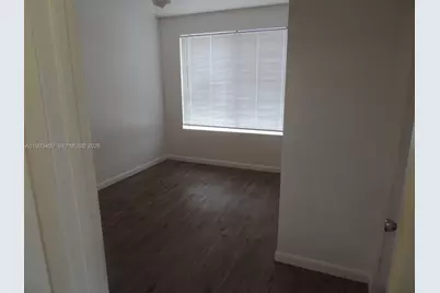 1843 NW 19th St #1, Miami, FL 33125 - Photo 6