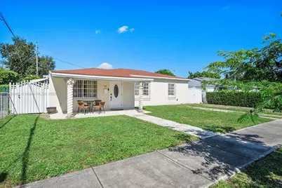 7231 SW 6th St, Miami, FL 33144 - Photo 1
