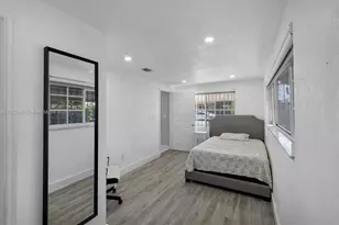 7231 SW 6th St, Miami, FL 33144 - Photo 10