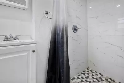 7231 SW 6th St, Miami, FL 33144 - Photo 12