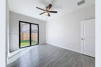 410 NW 41st St #410, Oakland Park, FL 33309 - Photo 32