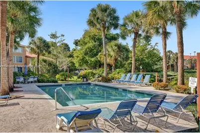 10725 Cleary Blvd #303, Plantation, FL 33324 - Photo 18