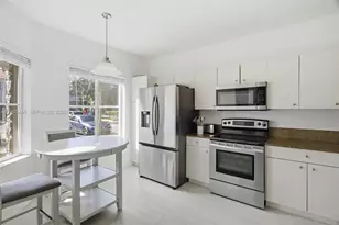 8231 SW 29th St, Miramar, FL 33025 - Photo 2