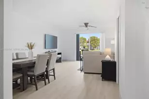 8231 SW 29th St, Miramar, FL 33025 - Photo 18