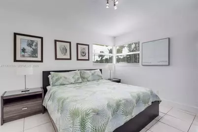 906 N 13th Ave, Hollywood, FL 33019 - Photo 16