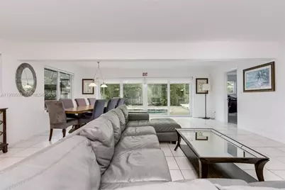 906 N 13th Ave, Hollywood, FL 33019 - Photo 8