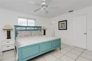 906 N 13th Ave, Hollywood, FL 33019 - Photo 24