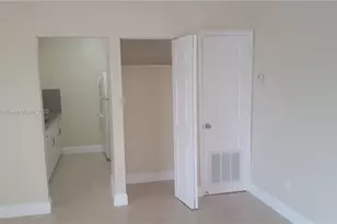 2889 NW 197 Te, Miami Gardens, FL 33056 - Photo 4