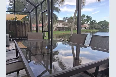 10830 NW 8th St, Pembroke Pines, FL 33026 - Photo 56