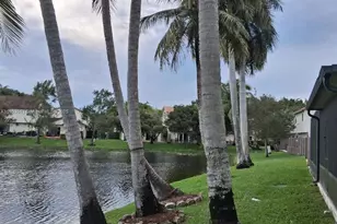 10830 NW 8th St, Pembroke Pines, FL 33026 - Photo 48