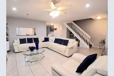 10830 NW 8th St, Pembroke Pines, FL 33026 - Photo 10