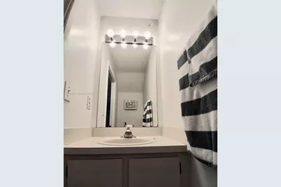 10830 NW 8th St, Pembroke Pines, FL 33026 - Photo 20