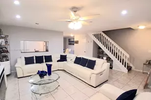 10830 NW 8th St, Pembroke Pines, FL 33026 - Photo 14