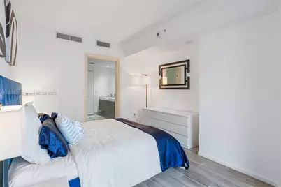 801 S Miami Ave #1002, Miami, FL 33130 - Photo 18