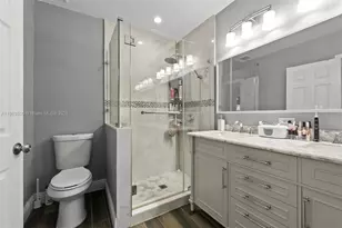 52 Flagler Dr, Miami Springs, FL 33166 - Photo 12